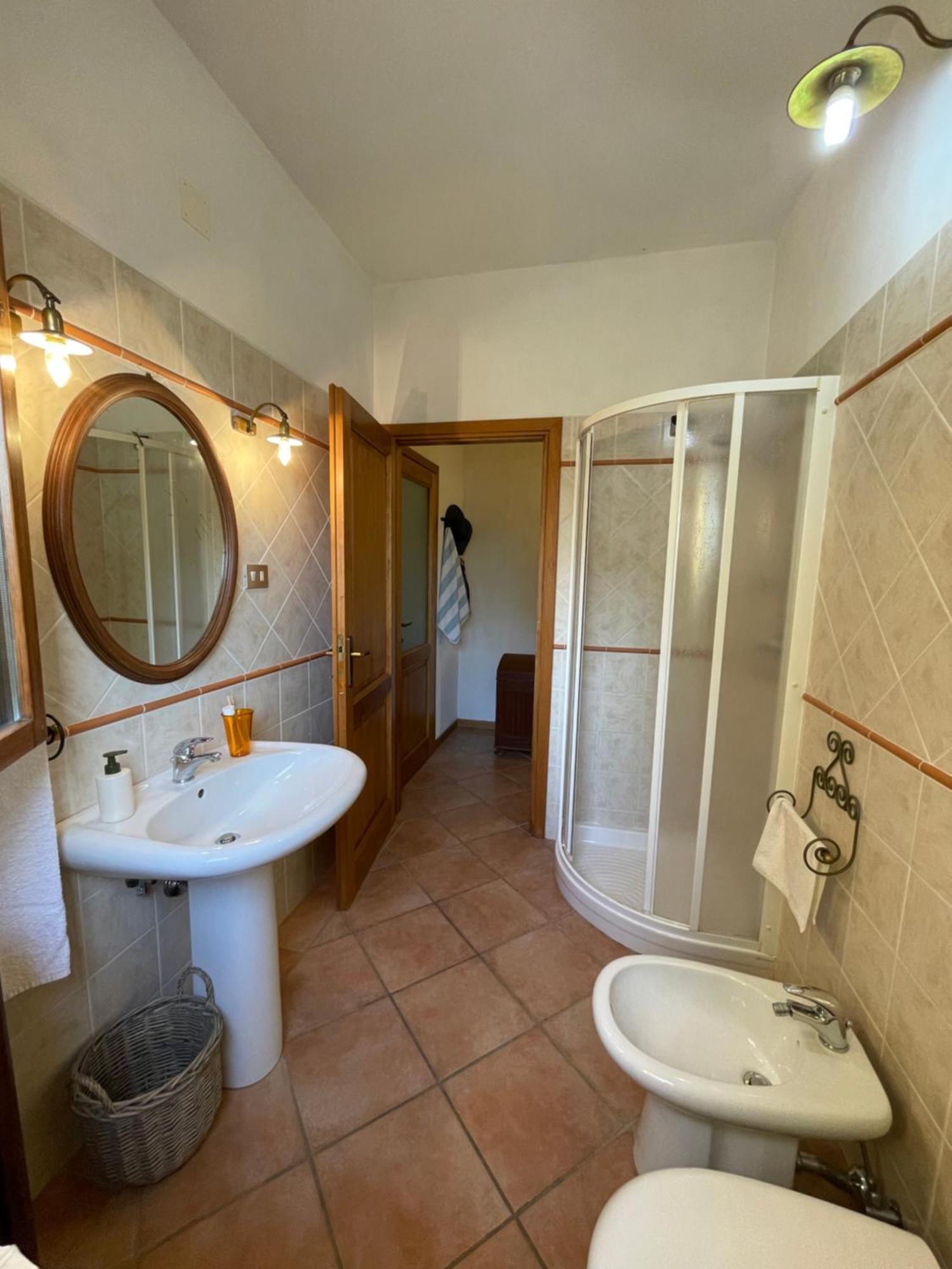 Pensjonat Agriturismo Podere Le Tombe Palaia Zewnętrze zdjęcie