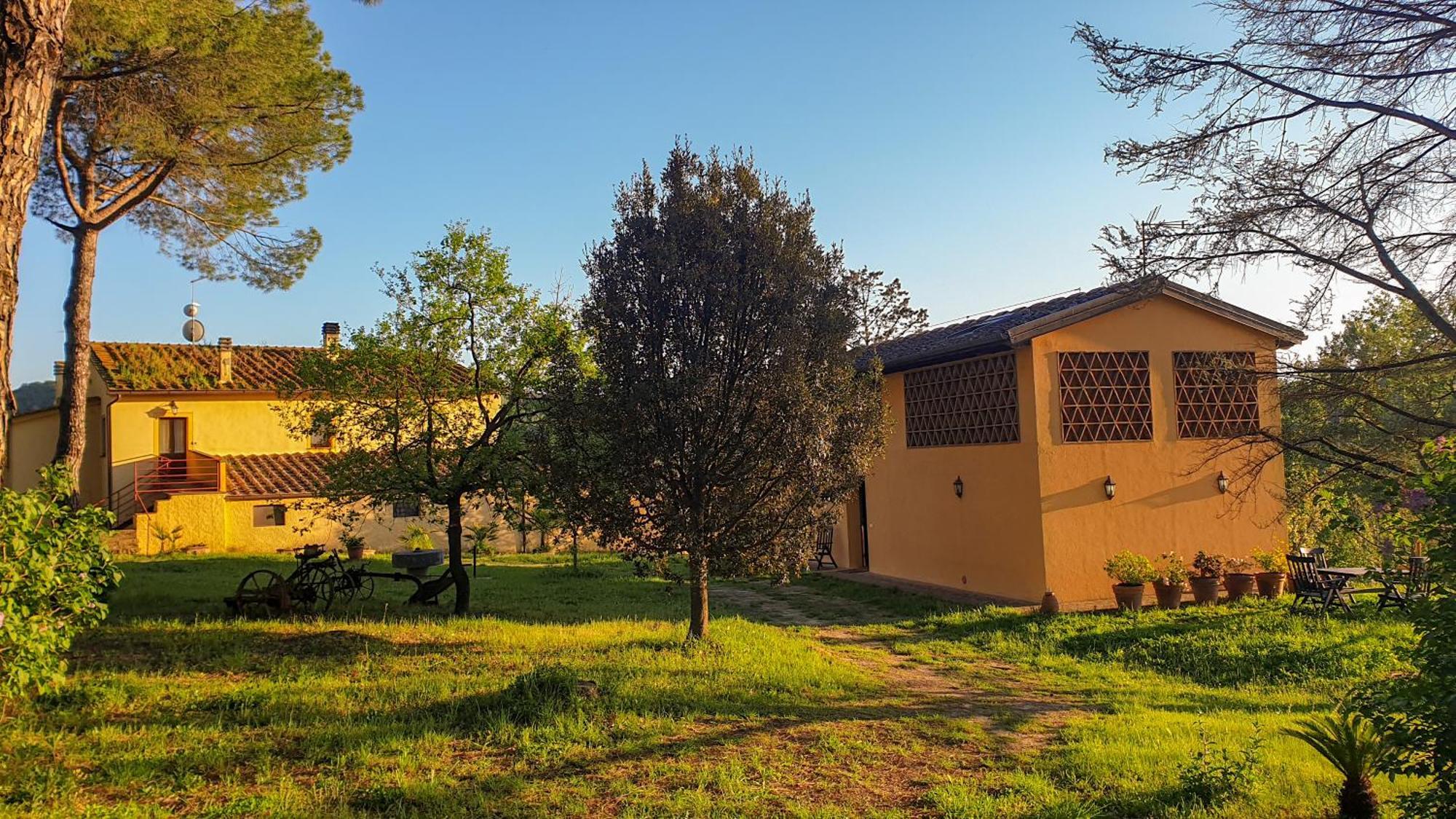 Pensjonat Agriturismo Podere Le Tombe Palaia Zewnętrze zdjęcie