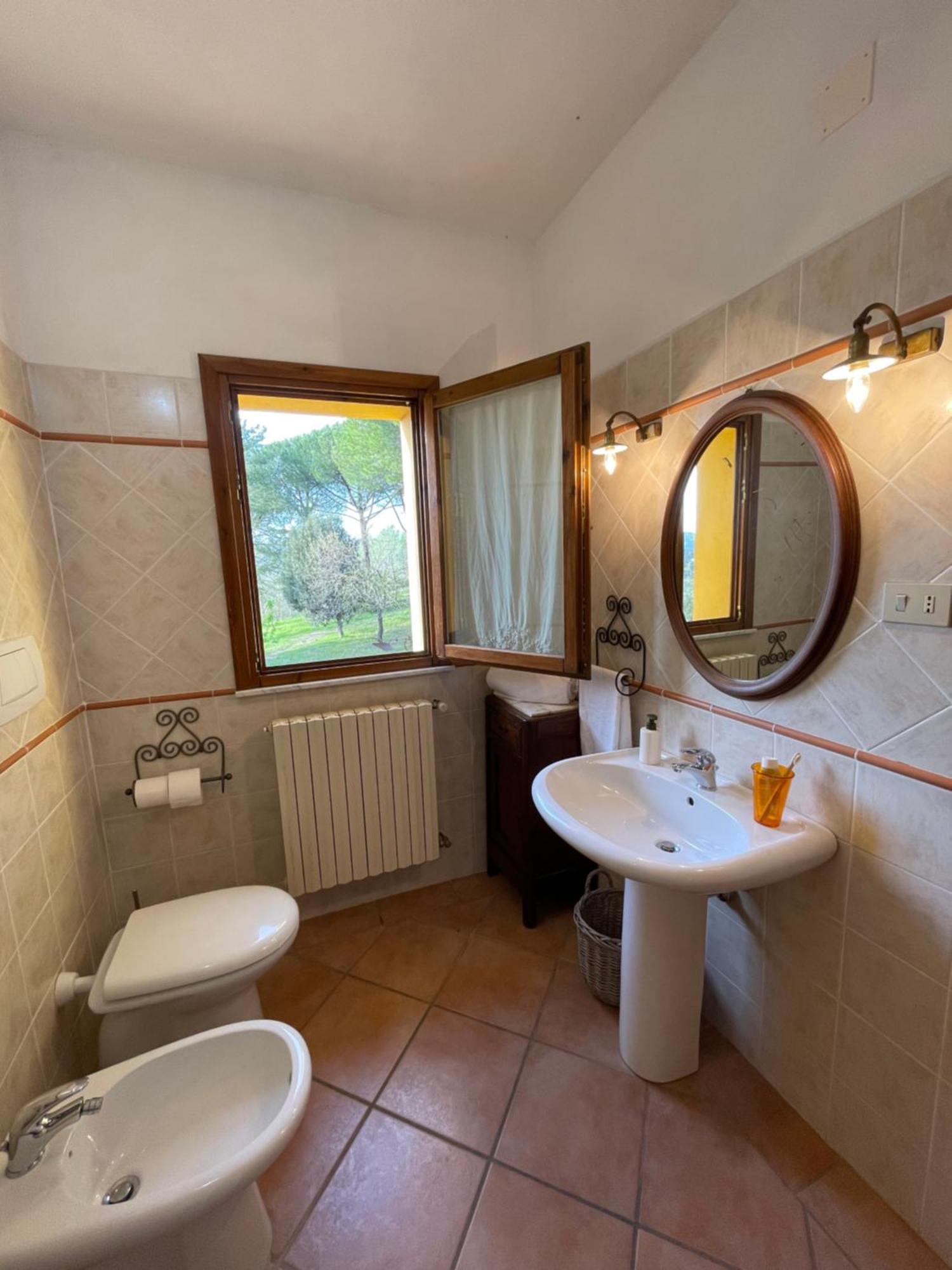 Pensjonat Agriturismo Podere Le Tombe Palaia Pokój zdjęcie